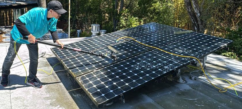 Expert Solar Panel Cleaning in San Francisco: Boost Efficiency & Longevity